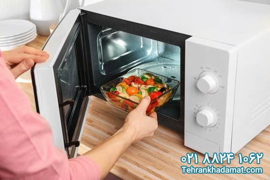 رفع مشکل جرقه زدن ماکروفر دلونگی